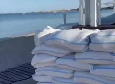Tourist spots in Crimean beaches now have sandbags around them to 