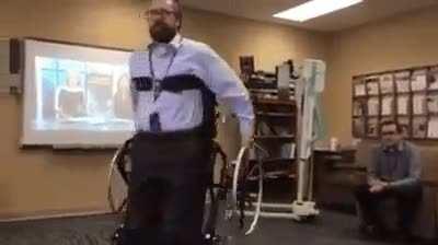 This wheelchair that allows you to &quot;stand up&quot;