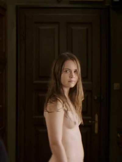 Hera Hilmar - An Ordinary Man