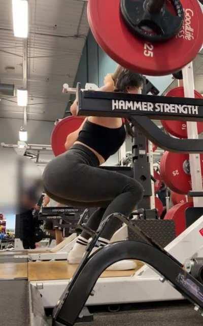 Form check? Trying to get used to barbell squats (learned on the smith machine 🙃)