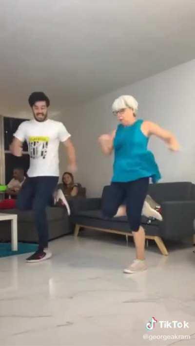 Evolution of Mum Dancing