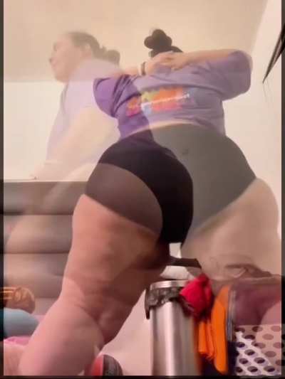 Booty2BigGang