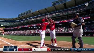 Josh Naylor crushes the first Guardians homer of the year 430 feet and  gives them the lead : r/baseball