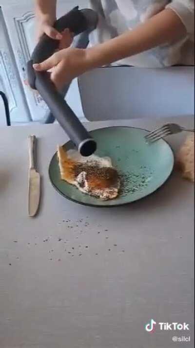 WCGW if you vacuum pepper off your egg