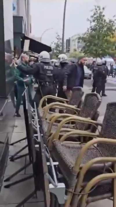 Protests in Hamburg Germany demand to overthrow the government and replace it with an Islamic Caliphate. Police respond