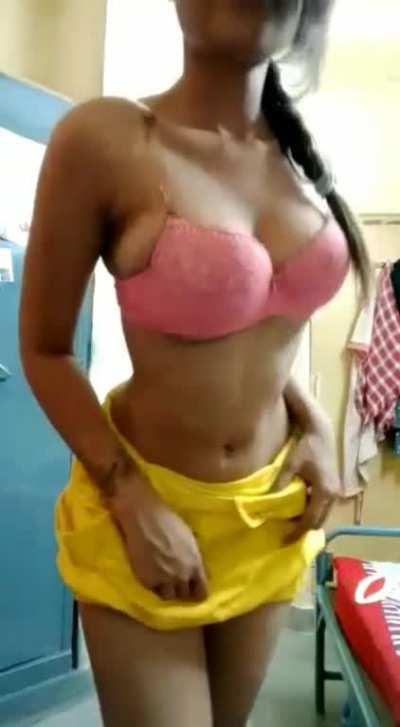 Hostel girl showing boobs