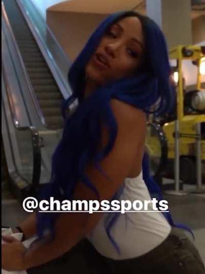 Sasha 👀