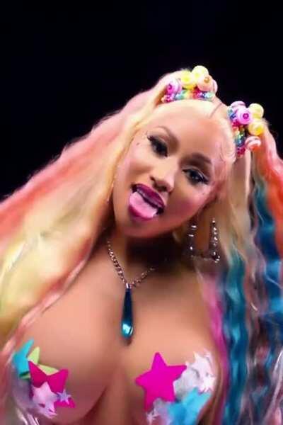 [Sexy] Nicki minaj TROLLZ Music Video - Titty Bounce ENHANCED [GIF]