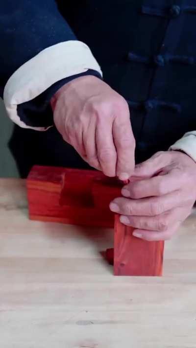 crafting a wooden hammer with a mortise and tenon joint