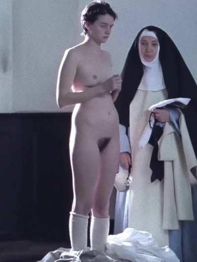 Pauline Etienne fully nude disrobing plot in The Nun (2013) - at 60fps, zoom