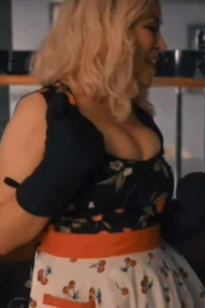 Jennifer Tilly. Still such a firm looking jiggle