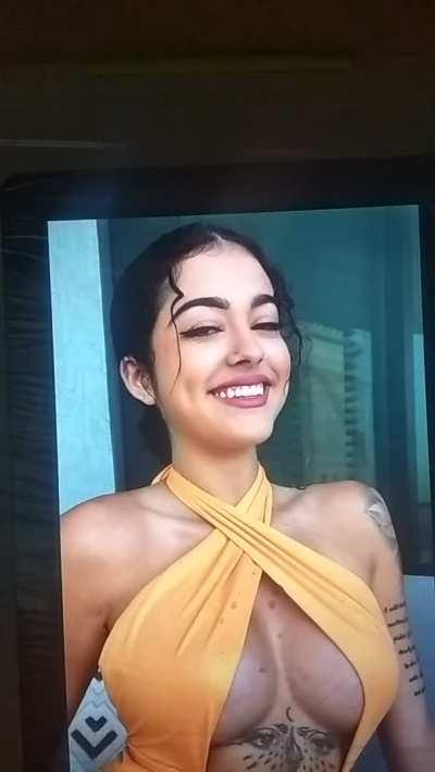 Huge cum to Malu