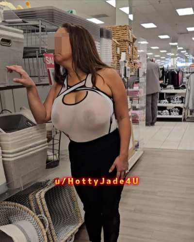 My big titties while shopping