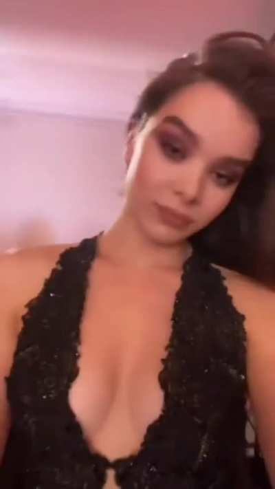 Hailee Steinfeld