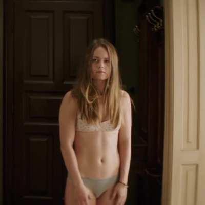 Hera Hilmar in An Ordinary Man (2017)