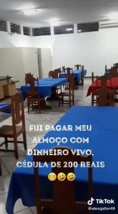 Eu também ficaria sem palavras...