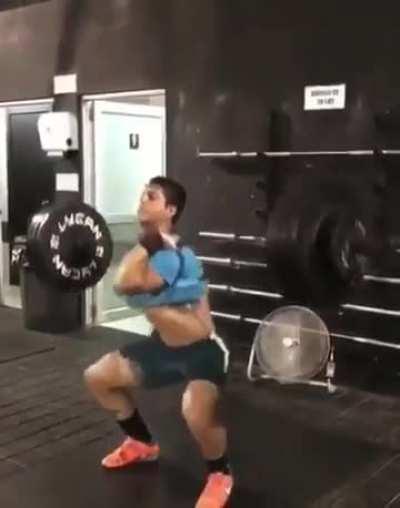 This one handed weightlifter is what is sub was made for