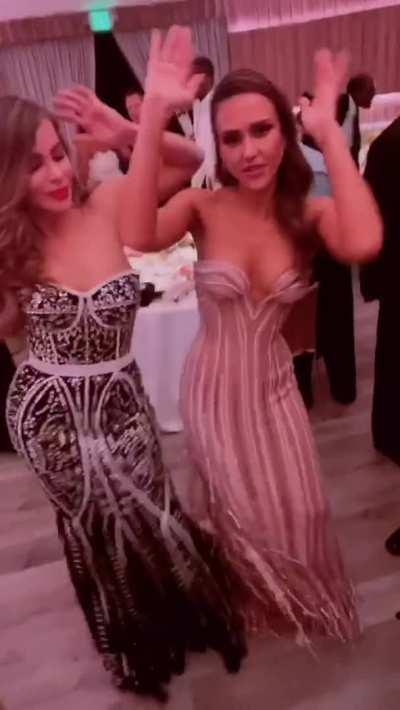 Jessica Alba & Sofia Vergara