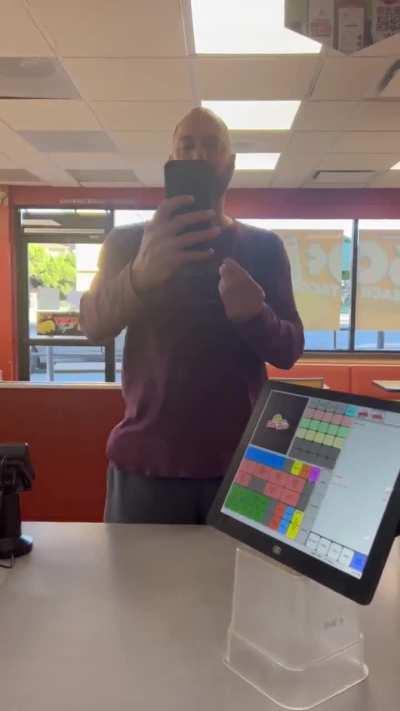 Hacienda Heights, CA: Customer at Del Taco flips out on 18 year old female cashier.