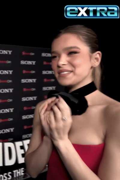 Hailee Steinfeld