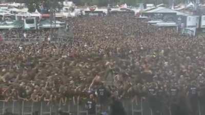 Wall of Death at an Exodus Concert