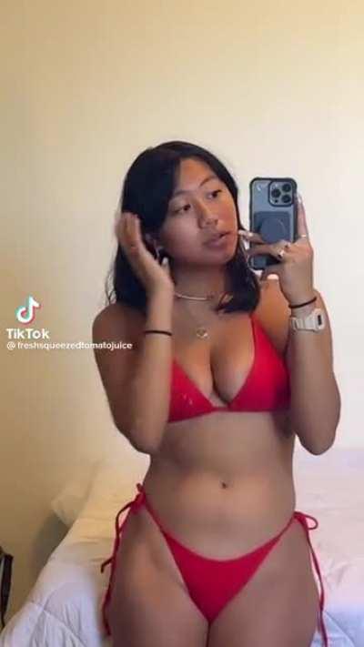 Asian teen got me going crazy 🤤