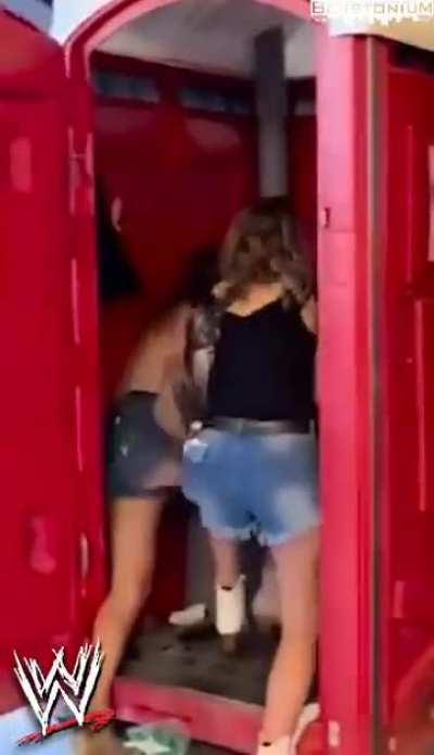 WWE porta potty brawl MAH GAWD