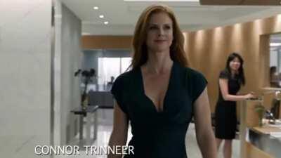 [Tracked] Sarah Rafferty in Suits