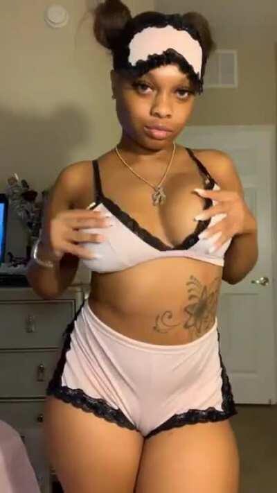 rissa2cute ig live twerk nip slip