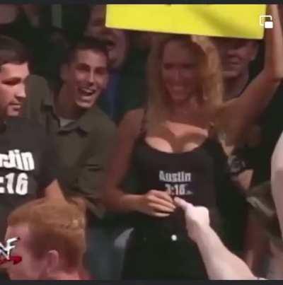 For any modern day WWE fans, it looked a lot different back in 1998 👀