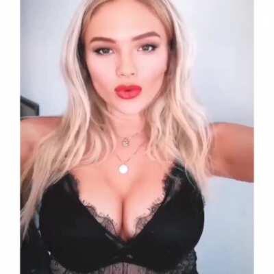 Sexy Natalie Alyn Lind