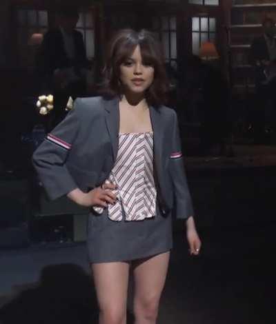 Jenna Ortega - Sexy Outfit on SNL