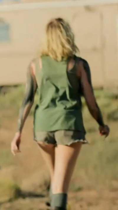 Maika Monroe - Cute butt plot in 'God Is a Bullet' Zoomed + Slow'd