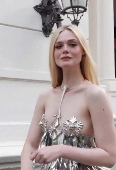 Elle Fanning