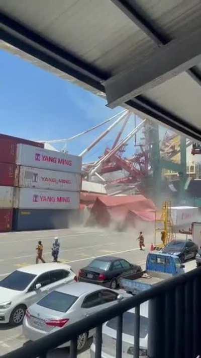 Dock crane failure in Kaohsiung, Taiwan. July 3, 2021.