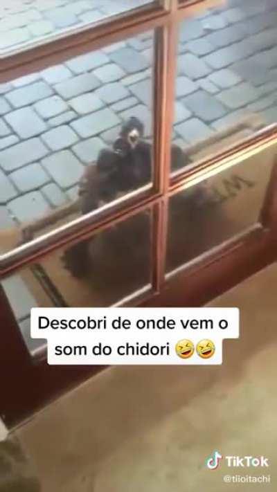 E igualzinho o som do chidori