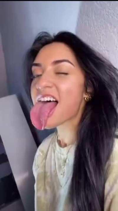 Long tongue