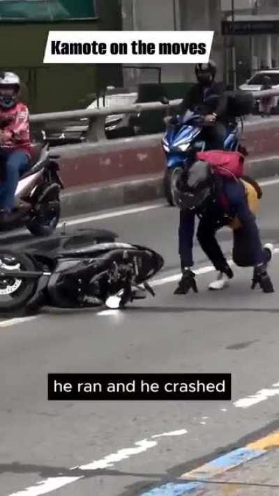 Sobrang tanga ng mga enforcer natin. 