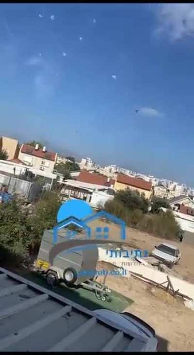 Hamas salvo of rockets is launched and immediately intercepted by iron dome, 1 made it through and destroyed an apartment. Today.