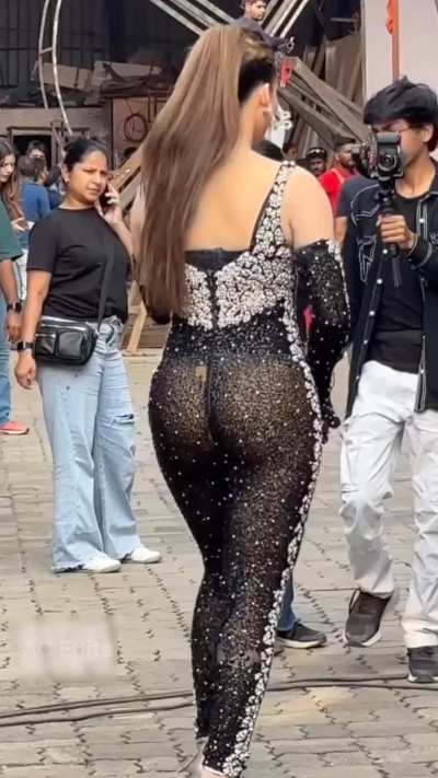 Urvashi Rautela 