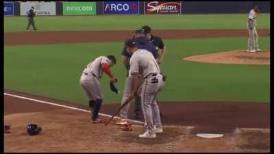 Altuve during tonight’s game