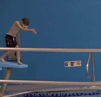 [OC] My son learning to dive