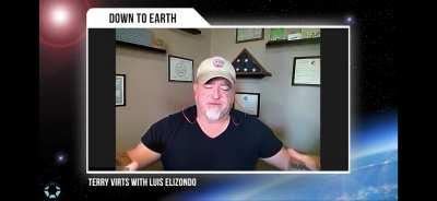 Lue Elizondo describes black USO the size of a small island rising up out of the ocean near the Puerto Rican trench, retrieving a floating undetonated missile, and descending back into the abyss with it