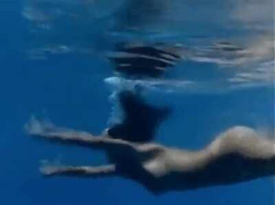 Phoebe Cates Nude Ocean Swim from the Movie 'Paradise'