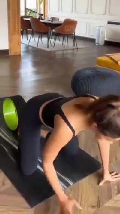 Alia bhatt hot gym time 🤤