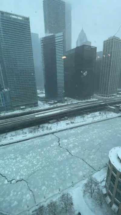 Layers of ice drifting by Chicago’s wind gust!