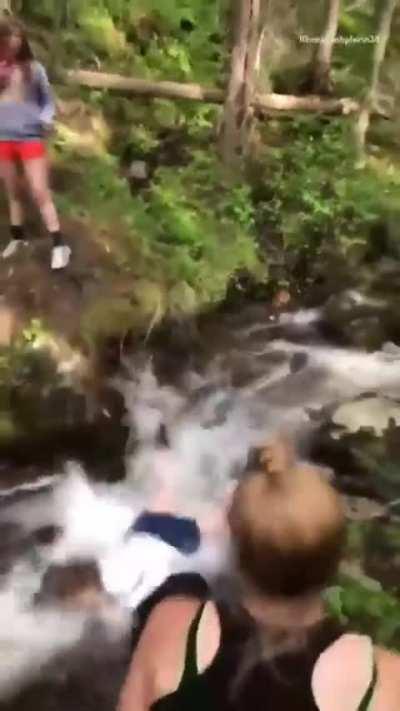 HMC While I Make Myself Wet...