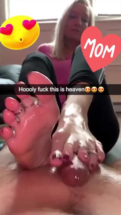 (M/S) Graduation footjob (Foot Fetish)