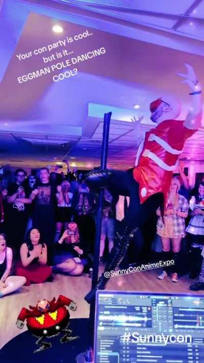 What da Egg doing here in Pole Dancing Party?