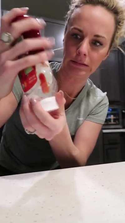 don't try this at YOUR home... mixing baking soda with ketchup